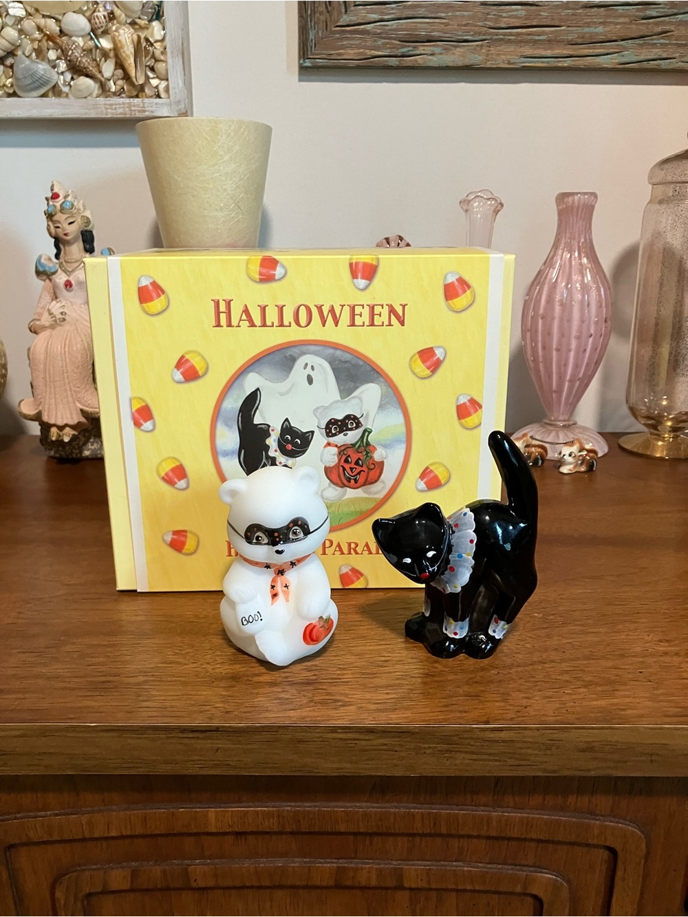 Fenton Halloween Holiday Parade Black Cat and White Bear Figurines